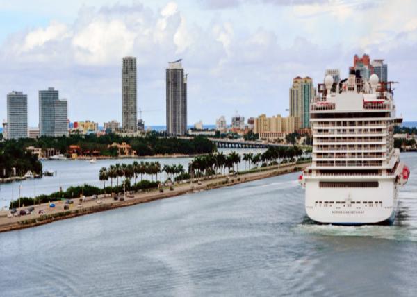 2014-08-02_Miami Biscayne Bay ˹-20001.JPG