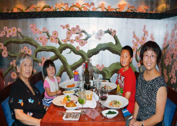 2014-08-02_Platinum of Carnival Glory0001.JPG