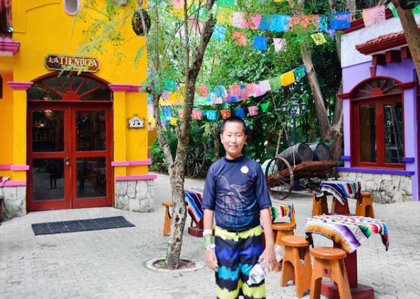 2014-08-04_Tequila Village-20001.JPG