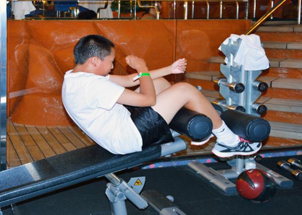 2014-08-05_Carnival Glory_Back Extension Machine-10001.jpg