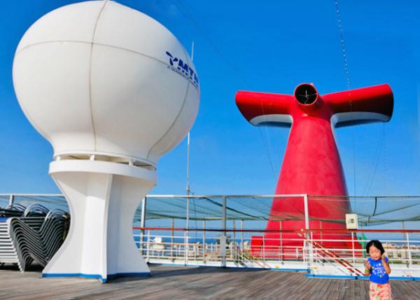 2014-08-07_Carnival Glory_Serenity Deck װ-10001.JPG