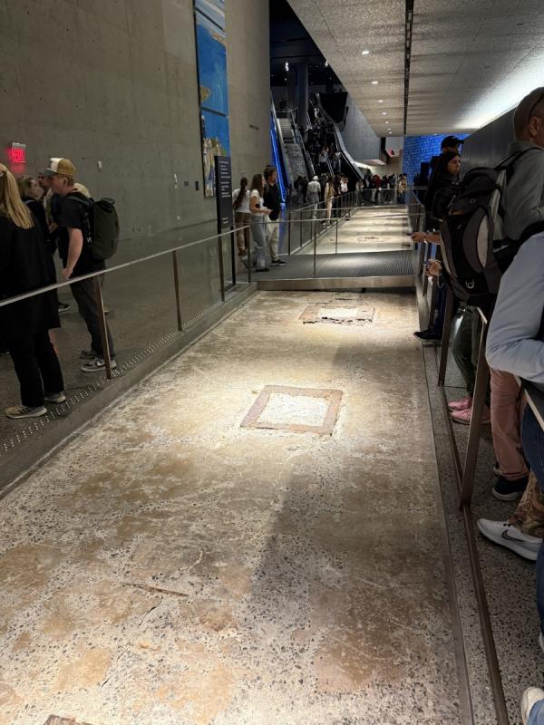 1757369129549573.jpg IMG_2283 (Custom).JPG