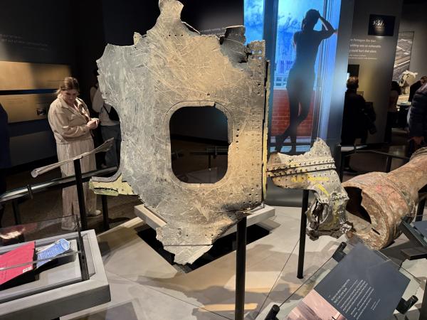 1757369180142837.jpg IMG_2311 (Custom).JPG