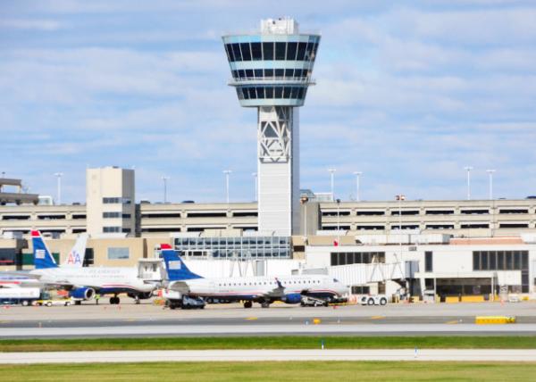 2014-11-02_PHL Control Tower ѳǻ0001.JPG