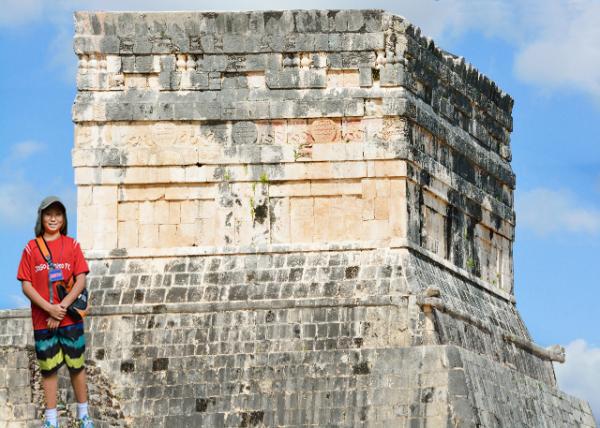 2014-11-03_Temples of the Jaguar_The Upper Temple of the Jaguar Overlooking the Ball Court & an Entrance Guarded by 2 Large Columns Carved in the Familiar Feathered Serpe-10001.jpg