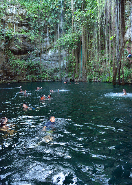 2014-11-03_Ik Kil_Cenote-90001.jpg