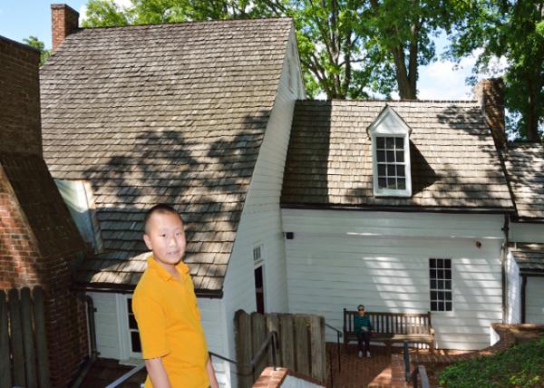 2014-05-24_Michie Tavern_Backyard.jpg