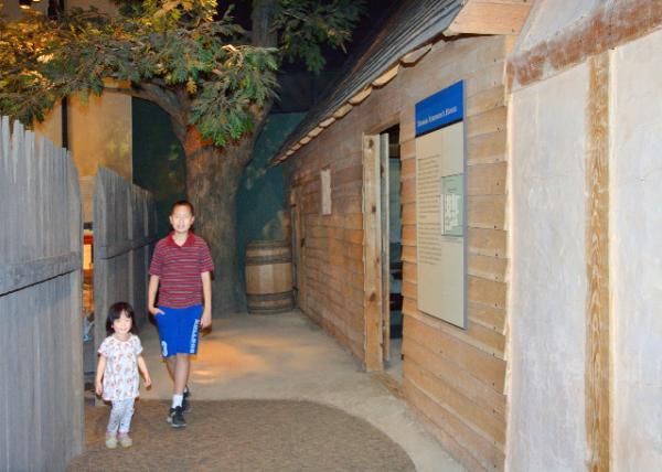 2014-05-25_Exposition Hall-20001.JPG