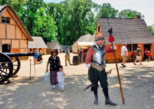 2014-05-25_Thatched Roof Home_America's first permanent English Colony һӢֳ-10001.JPG