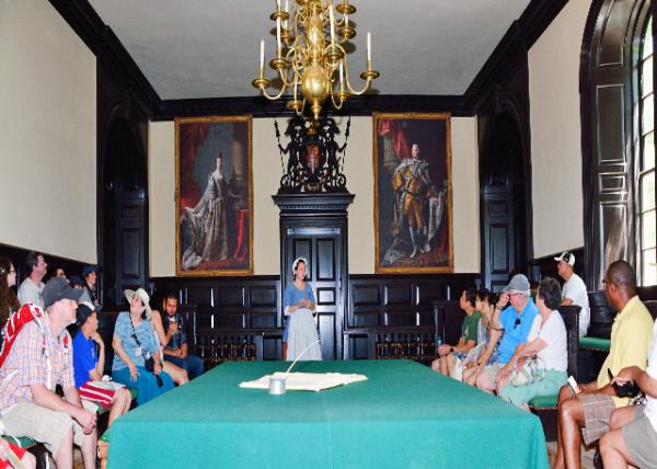 2014-05-26_Capitol Bldg of House of Burgesses Chamber w Burgesses Elected Rather Than Appointed.jpg