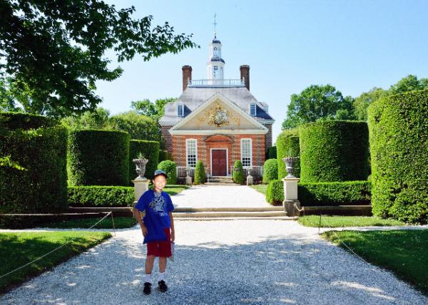 2014-05-26_Governor's Palace & Gardens-10001.jpg