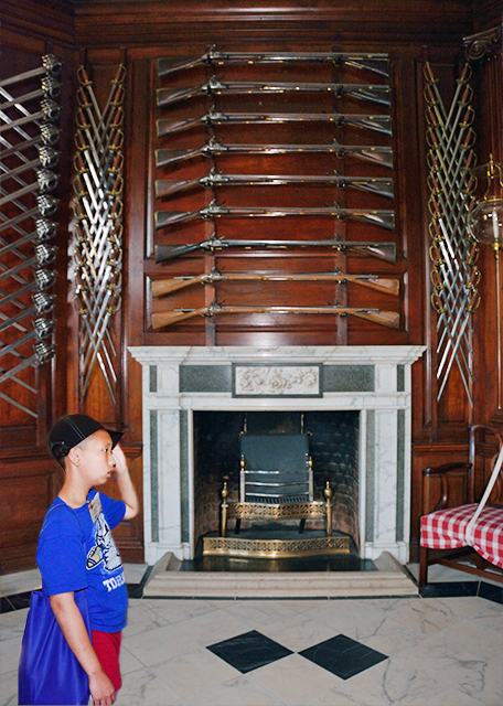 2014-05-26_Governor's Palace Swords & Flintlock Muskets above Fireplace-10001.jpg
