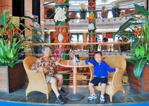 10-03-07_ NCL Pride of Aloha_Atrium Ѱ֮١ͥ0001.JPG