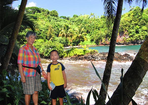 10-03-07_ Onomea Trail to Onomea Bay-10001.jpg