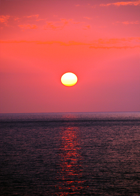 10-03-07_Sunset @ Hilo.jpg