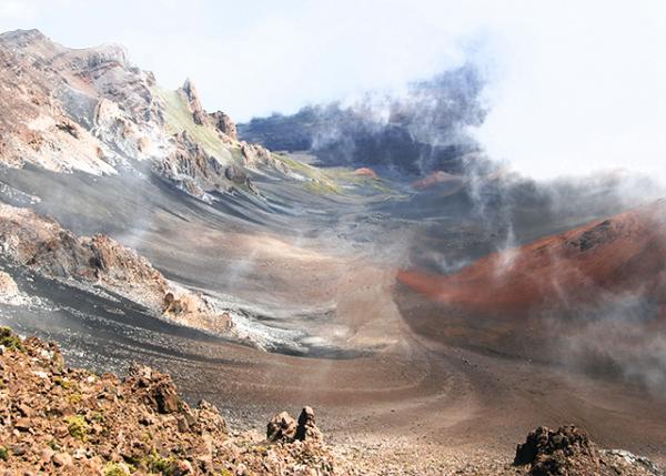 10-05-07_ Erosionally Valcanic Valley ʴԻɽ0001.JPG