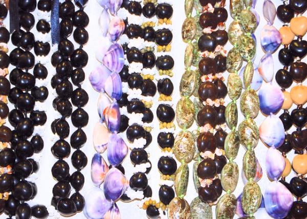 10-06-07_  Necklaces of Kukui Nuts ʯ0001.JPG