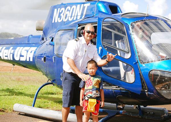 10-08-07_ Mokihana Helicopter ֱɻ 0001.JPG