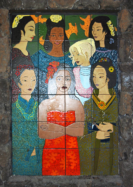 10-09-07_ Coco Palms Resort_Derelict Mosaic Mural of the Birth of Hawaii by Millard Sheets0001.JPG