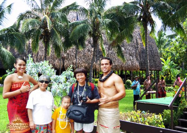 09-28-07_ Polynesian Cultural Ctr_Polynesian House w Palm-Covered Roof-10001.jpg