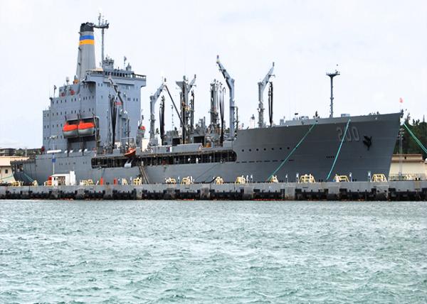 09-30-07_ Pearl Harbour_Fleet Replenishment Oiler.jpg