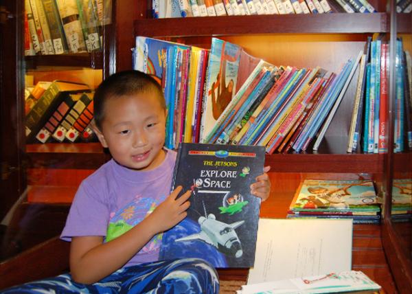 10-04-07_ NCL Pride of Aloha_Mark Twin Library-10001.jpg