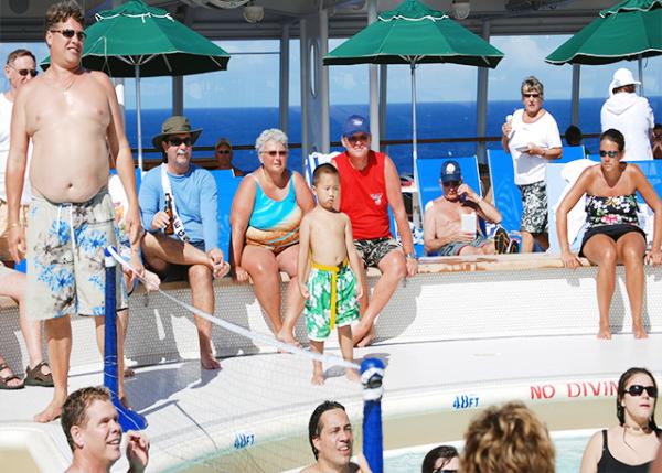 10-07-07_ NCL Pride of Aloha_Water Polo.jpg