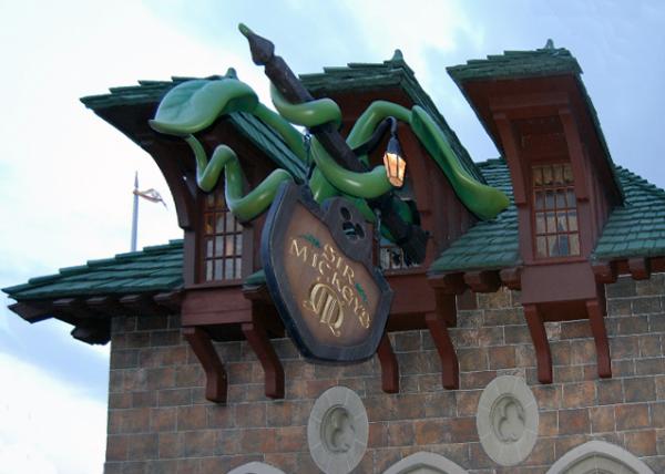 04-06-12_Fantasyland_Sir Mickey's Inspired by the 1947 Animated Classic, Mickey & the Beanstalk.jpg