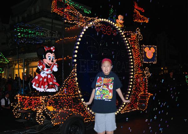 04-06-12_Parade_01_Main Street Electrical Parade @ Frontierland-10001.jpg