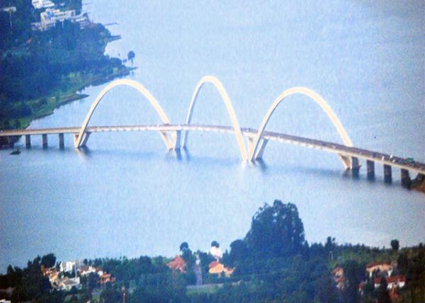 01-09-13_ Juscelino Kubitschek Bridge ŵ˴-20001.jpg