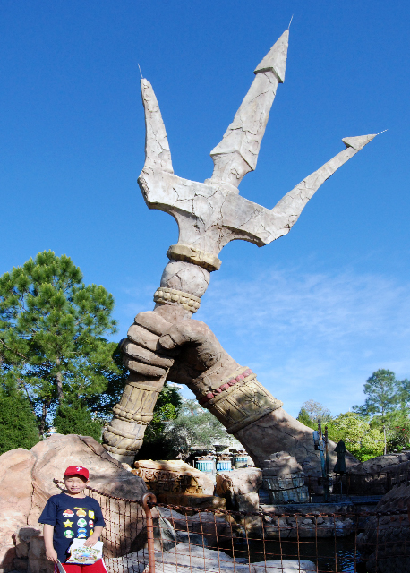 2012-04-08_03_Poseidon's Trident-1.jpg