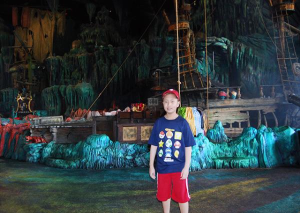 2012-04-08_13_Sinbad Theater.jpg