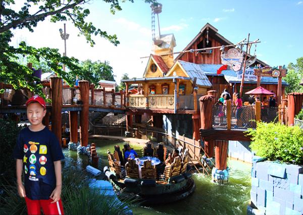 2012-04-08_25_Popeye & Bluto's Bilge-Rat Barges-10001.jpg