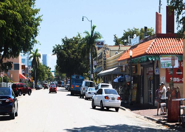 03-28-13_ Miami_8th Street in Little Havana Сǡ˽10001.JPG