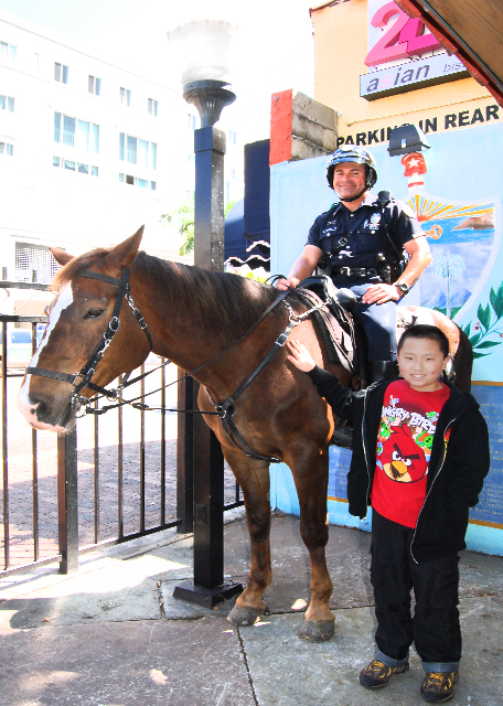 03-28-13_ Police Patrol in Little Havana СǡѲ10001.JPG