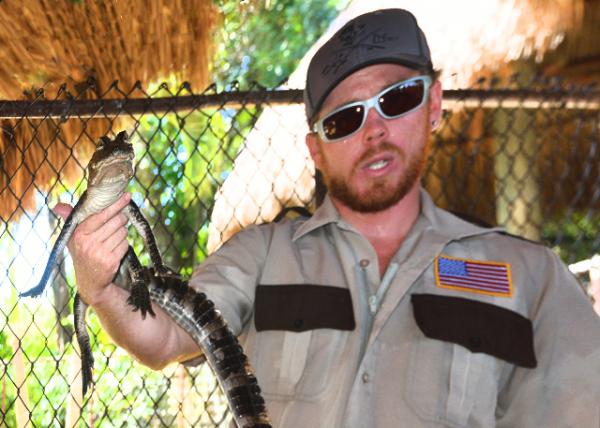 2014-08-09_Alligator_Park Ranger ԰ֹ-30001.JPG