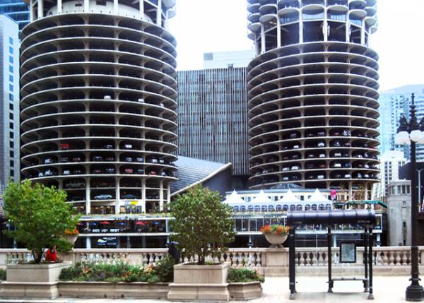 09-15-11_20_Corn Cob Bldgs Round Parking Lot.jpg