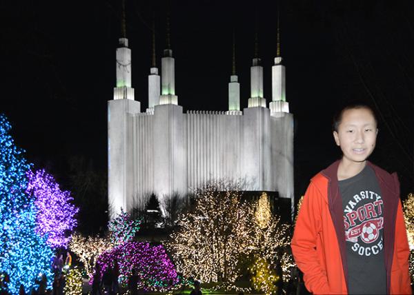 2015-12-27_Mormon Temple Festival of Lights-10001.jpg