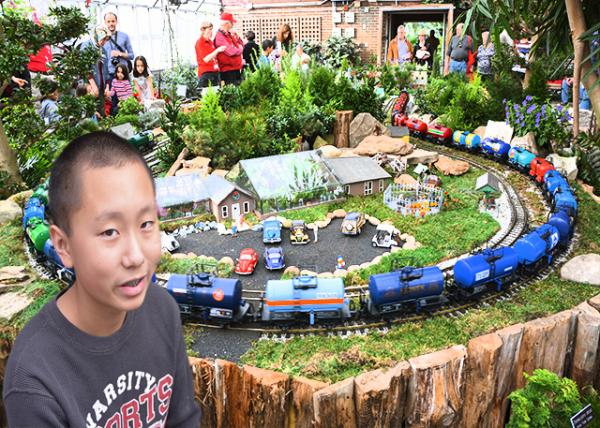 2015-12-27_04_Model Train Display-10001.jpg