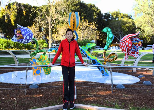 2016-12-25_Beverly Gardens Park_Hymn of Life Tulips (2007) by Yayoi Kusama ޡ0001.JPG