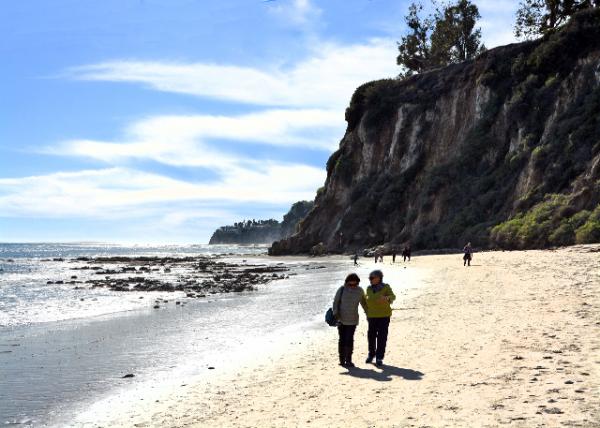 2016-12-25_Paradise Cove Rocky Escarpment ͱ0001.JPG