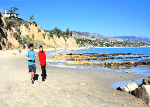 2016-12-25_Paradise Cove Beach_Rugged Coastline.JPG