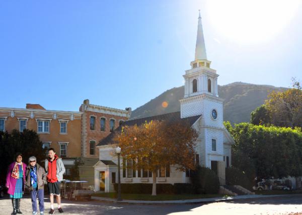 2016-12-27_Backlot_Midwest Street_Gremlins (1984)-Pretty Little Liars (2000-Present) ֵӰС顷Ӿ硶ŮĻԡ-20001.jpg