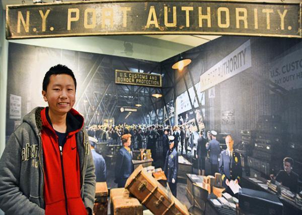 2016-12-27_Backlot_NY Port Authority.jpg