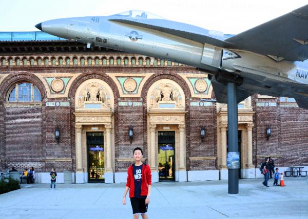 2016-12-27_California Science Center_Jeremy (Bear) Taylor_Rear Admiral (Upper Half)_USN(Ret) ϰ벿ٽסܡ ̩0001.JPG