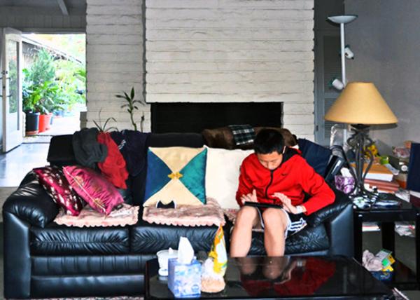 2016-12-27_Weizhen's House_Family Rm-10001.JPG