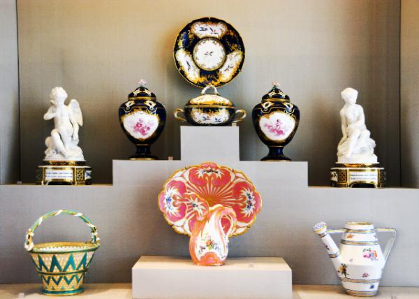 2016-12-28_West Pavilion_Decorative Arts-40001.JPG