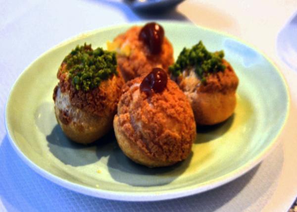 2024-04-27_06_Cream Puffs0001.JPG