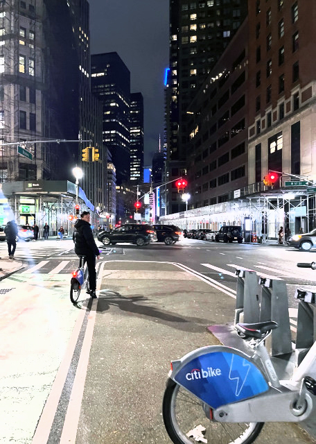 2024-04-06_CitiBike back Apt-20001.JPG