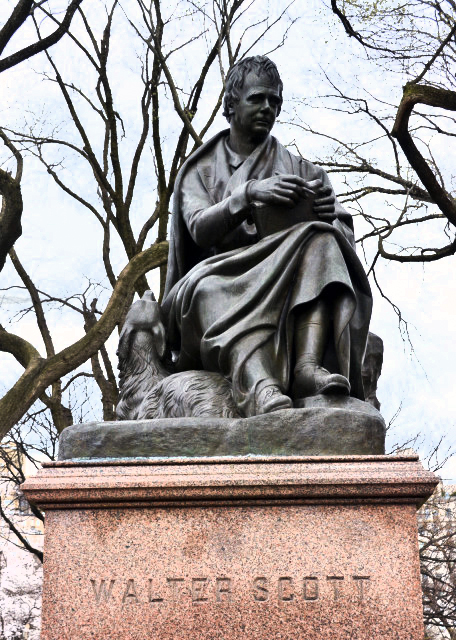 1760128445685386.jpg 14_2024-04-06_Sculpture_Sir Walter Scott Statue0001.JPG